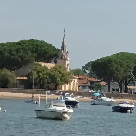 Maisonnette Mitoyenne Hébergement de vacances Andernos-les-Bains