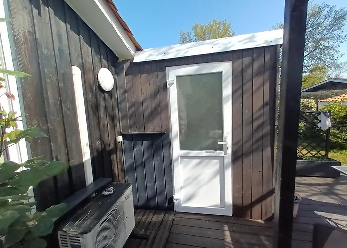 Hébergement de vacances Maisonnette Mitoyenne *